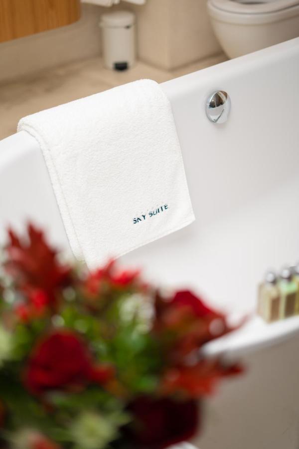 Sky Suite Hotel 프라하 외부 사진
